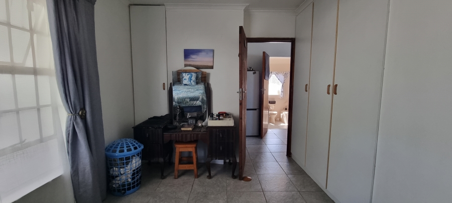 6 Bedroom Property for Sale in Saxilby Eastern Cape